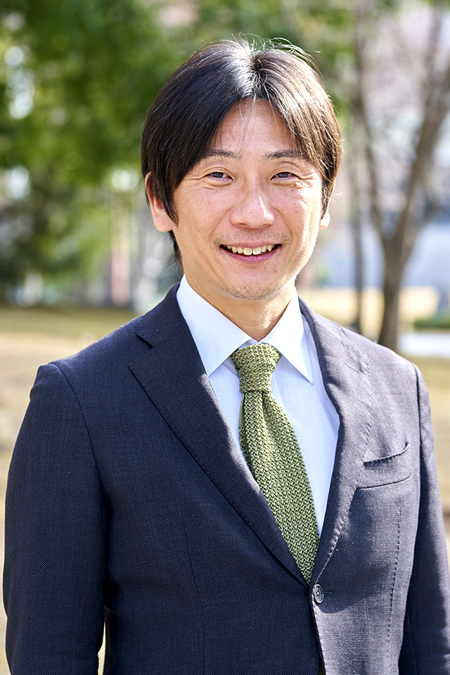 所長：伊津野範博